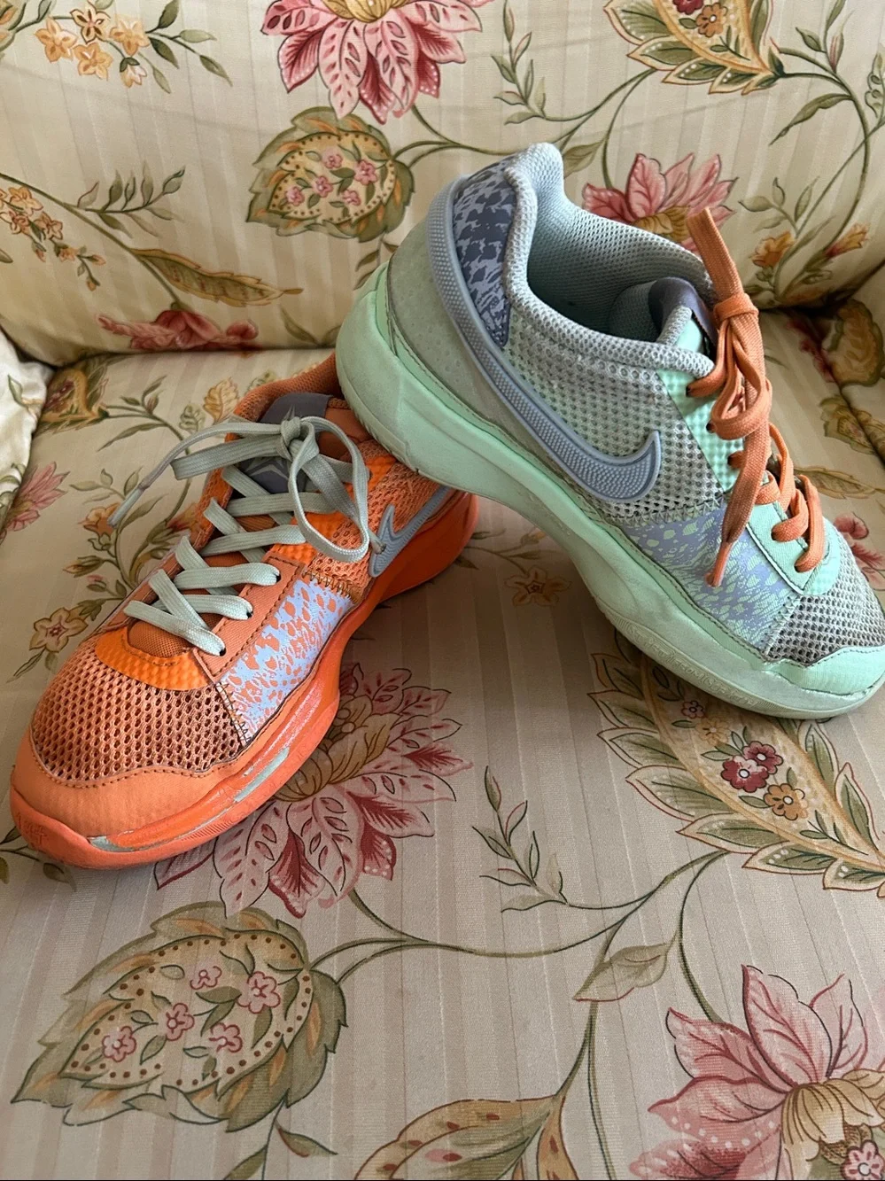 Nike JA 1 Mismatched Sneakers 4.5Y RARE